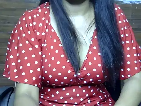 Snapshot of isha_hity chatting on May 27, 6:43 am isha hity online show from May 27, 6:43 am