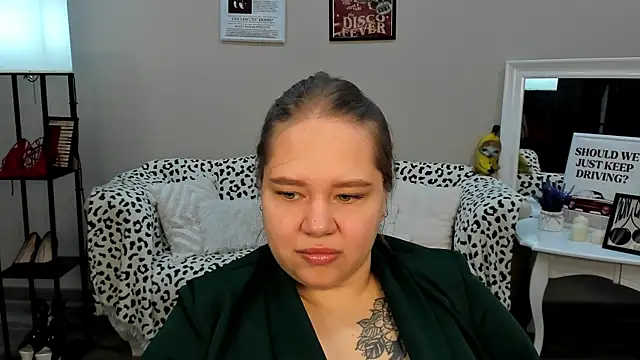 Snapshot of DianaKristol chatting on May 16, 5:23 pm DianaKristol online show from May 16, 5:23 pm