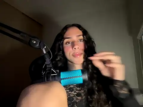 Snapshot of marquezaaa chatting on May 26, 1:45 am marquezaaa online show from May 26, 1:45 am
