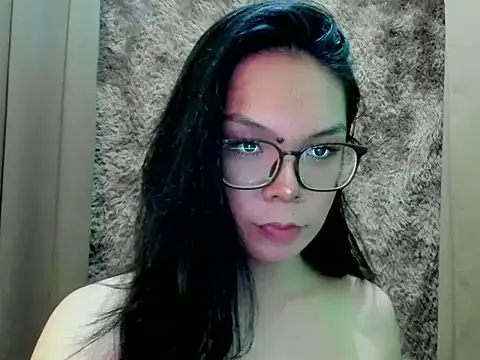 mamacitttaa online show from July 11, 7:33 am