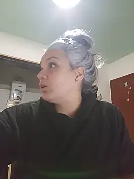 Snapshot of Lulitahot chatting on June 3, 6:46 pm Lulitahot online show from June 3, 6:46 pm