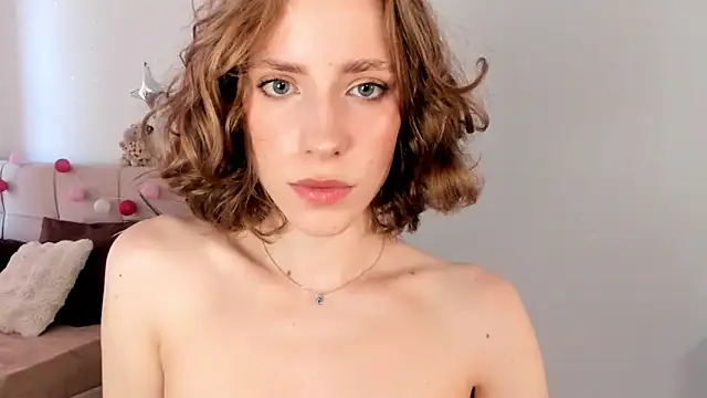 Snapshot of imogensy chatting on May 29, 2:04 pm imogensy online show from May 29, 2:04 pm
