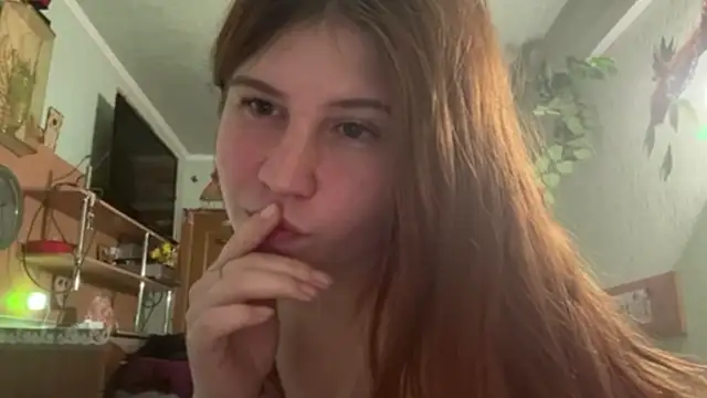 EmmaLovelyBB online show from May 24, 6:46 pm