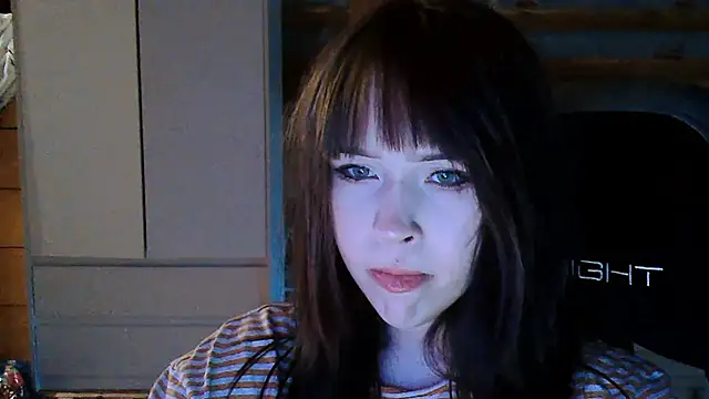 Snapshot of NoirEva chatting on May 22, 5:29 pm NoirEva online show from May 22, 5:29 pm