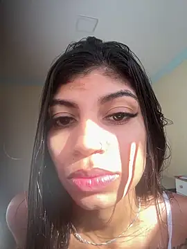 bruna carvalhohott online show from June 2, 6:21 pm