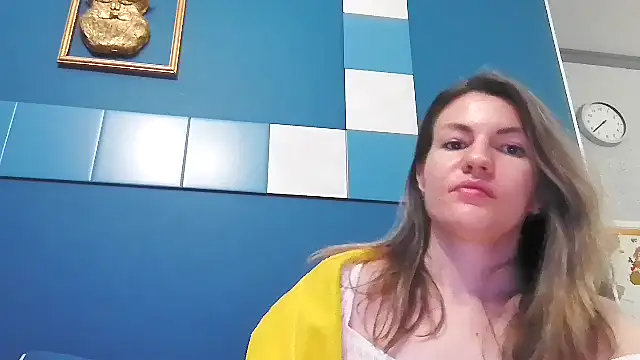 Margarett online show from May 27, 4:37 pm