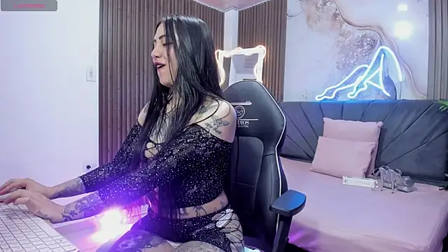 Kiara tay online show from May 20, 3:24 am