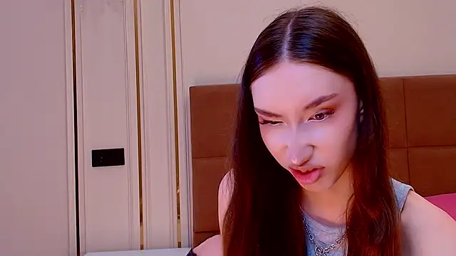 lalisabrown online show from May 25, 3:23 am