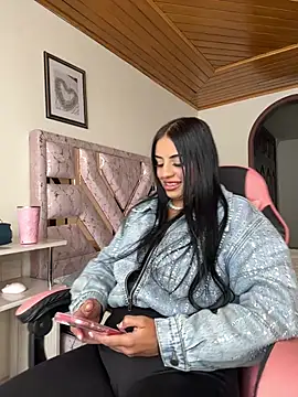 BaByBooo69 online show from May 23, 2:43 pm