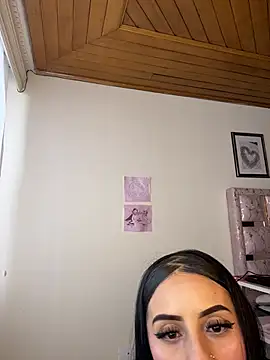 BaByBooo69 online show from May 25, 3:51 pm