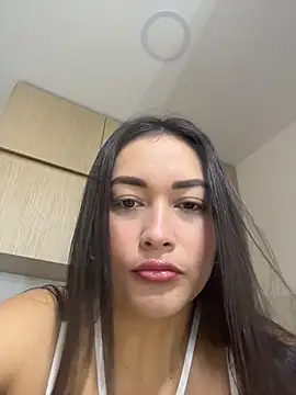 Tatiana123  online show from July 8, 4:00 pm