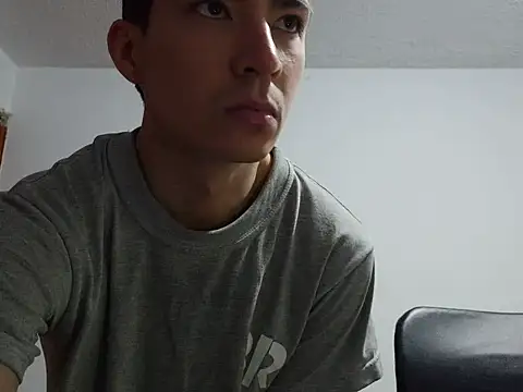 Dan Hottie online show from June 1, 7:26 pm