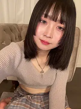 yu nya online show from May 17, 5:49 am