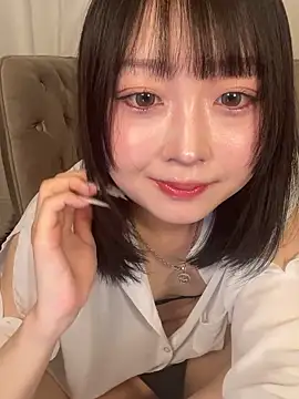 yu nya online show from May 20, 4:18 am