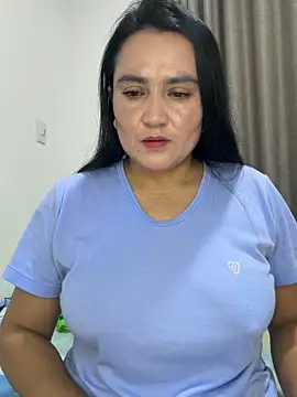 rousee69  online show from May 30, 5:04 am