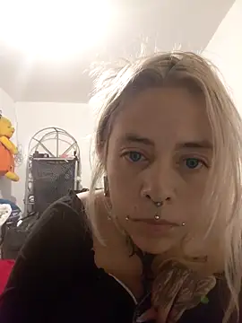 sofigirlgold online show from May 25, 4:18 am