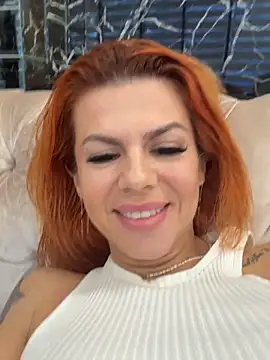 Snapshot of CamillaStarrX chatting on May 25, 7:14 am CamillaStarrX online show from May 25, 7:14 am