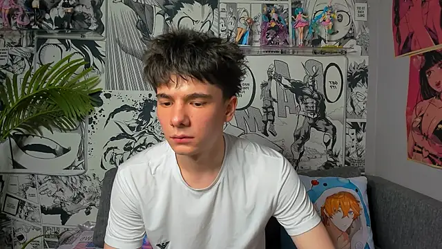 Snapshot of Robbie_Reyes chatting on May 26, 2:24 pm Robbie Reyes online show from May 26, 2:24 pm