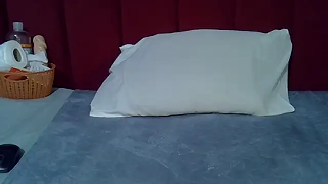 Queenleahx online show from July 9, 6:28 am