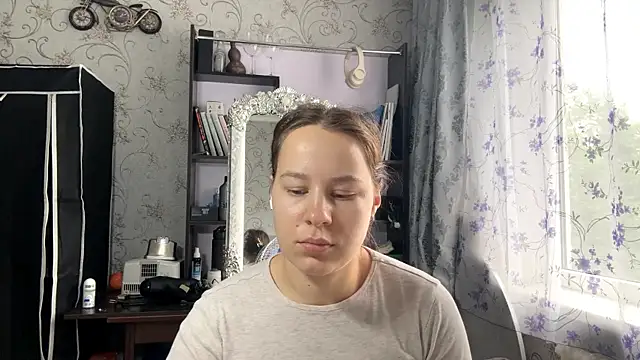 KathyrnEdmison online show from May 26, 6:42 am
