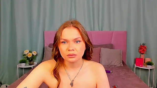 Snapshot of KattyWests chatting on May 14, 1:34 am KattyWests online show from May 14, 1:34 am