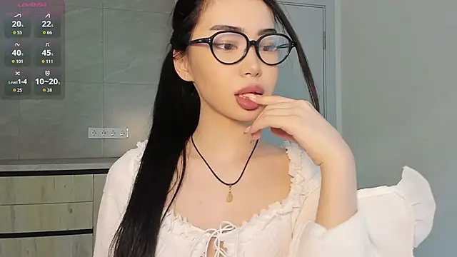 Snapshot of adelinya chatting on May 24, 12:32 pm adelinya online show from May 24, 12:32 pm
