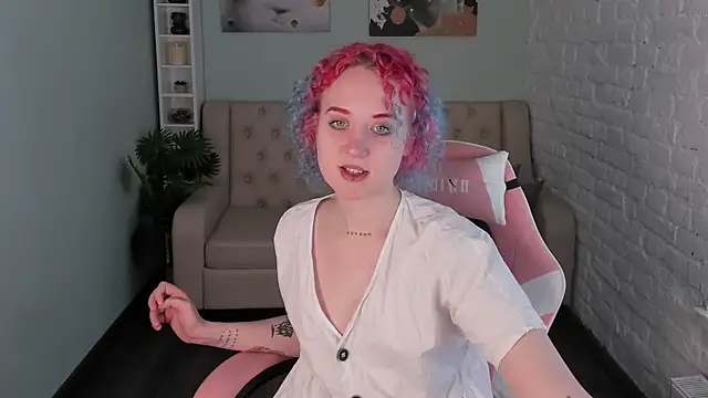 Snapshot of ScarlettSparkss chatting on May 14, 5:25 am ScarlettSparkss online show from May 14, 5:25 am