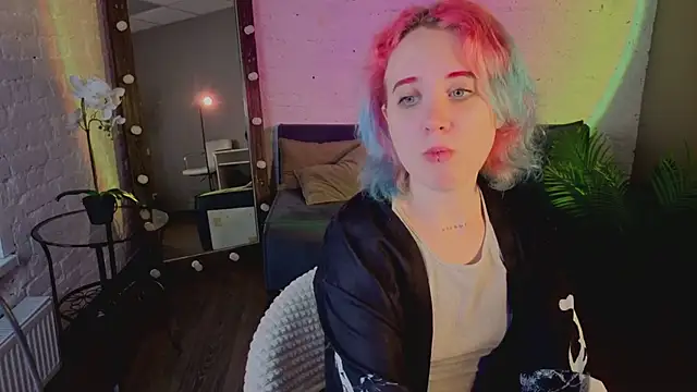 Snapshot of ScarlettSparkss chatting on May 22, 5:25 am ScarlettSparkss online show from May 22, 5:25 am