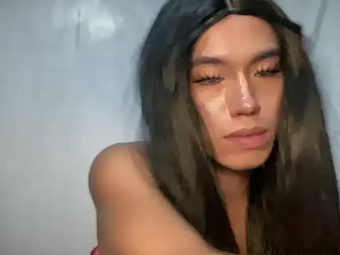 Snapshot of sweet_mallory chatting on May 25, 12:00 pm sweet mallory online show from May 25, 12:00 pm