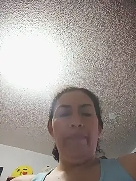 Snapshot of paulett15 chatting on May 14, 2:24 pm paulett15 online show from May 14, 2:24 pm