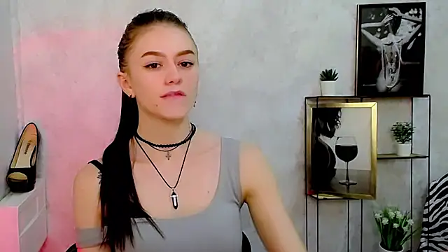 AprillXoxo online show from June 12, 8:41 pm