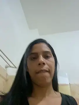 Snapshot of Saray_queen1 chatting on July 11, 6:43 pm Saray queen1 online show from July 11, 6:43 pm