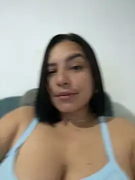 Snapshot of Elena_Grace1 chatting on May 24, 12:43 pm Elena Grace1 online show from May 24, 12:43 pm