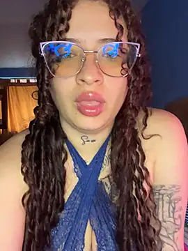 Snapshot of tefyrodri chatting on May 16, 12:48 pm tefyrodri online show from May 16, 12:48 pm
