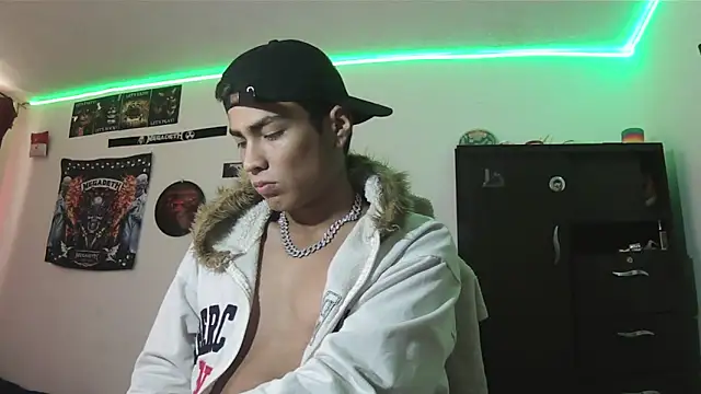 Fenix hardcock online show from May 28, 4:04 pm