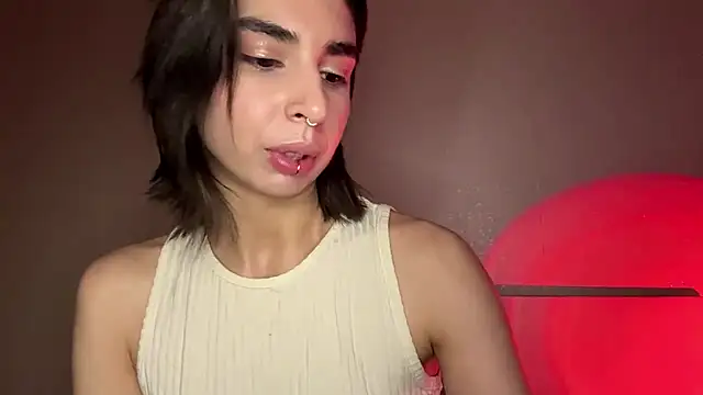 Snapshot of JessiaRuezga chatting on May 15, 12:34 pm JessiaRuezga online show from May 15, 12:34 pm