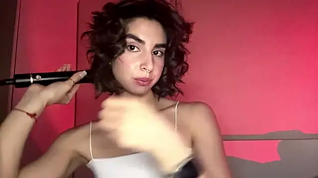 Snapshot of JessiaRuezga chatting on May 23, 1:37 pm JessiaRuezga online show from May 23, 1:37 pm