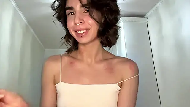 Snapshot of JessiaRuezga chatting on May 25, 12:11 pm JessiaRuezga online show from May 25, 12:11 pm