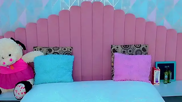 ariadnna princes online show from May 23, 11:58 am
