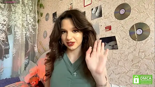 Snapshot of CarleenColley chatting on May 25, 8:20 am CarleenColley online show from May 25, 8:20 am