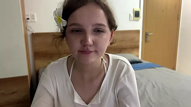 Snapshot of MarryWish1 chatting on May 29, 7:12 pm MarryWish1 online show from May 29, 7:12 pm