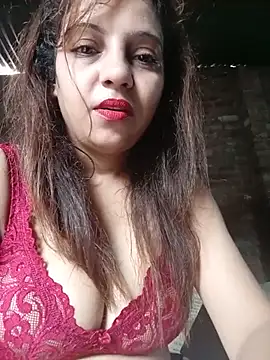 Snapshot of tanya2610 chatting on July 6, 9:17 am tanya2610 online show from July 6, 9:17 am