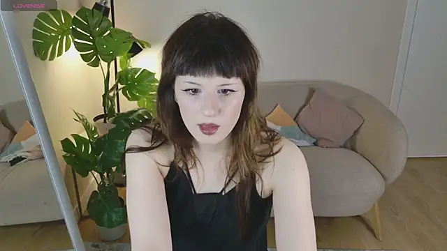 Nancy  Moss online show from May 22, 8:58 pm