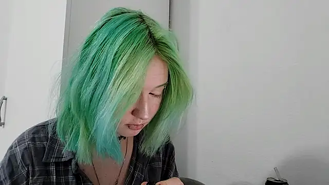 Snapshot of HunXena chatting on May 24, 5:29 pm HunXena online show from May 24, 5:29 pm