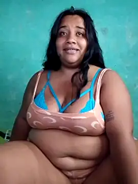 sexy-latina24u online show from May 27, 5:10 pm