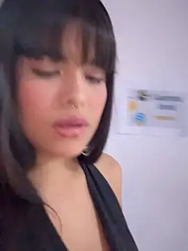 Snapshot of salome_cuty chatting on July 11, 11:13 am salome cuty online show from July 11, 11:13 am
