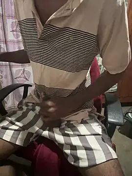 Snapshot of Inuchethi chatting on January 27, 12:43 am Inuchethi online show from January 27, 12:43 am