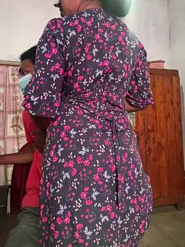 Snapshot of Inuchethi chatting on October 16, 2:34 am Inuchethi online show from October 16, 2:34 am