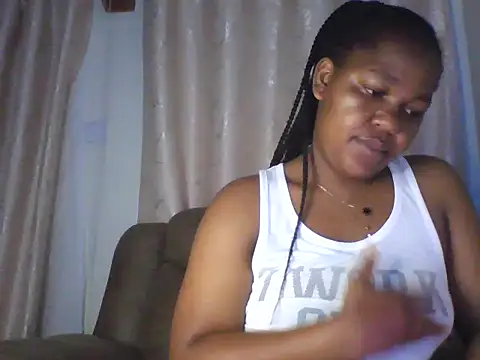 Snapshot of sexy_dove chatting on May 17, 5:20 pm sexy dove online show from May 17, 5:20 pm