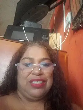 Snapshot of Megansquirt69 chatting on May 24, 8:14 pm Megansquirt69 online show from May 24, 8:14 pm